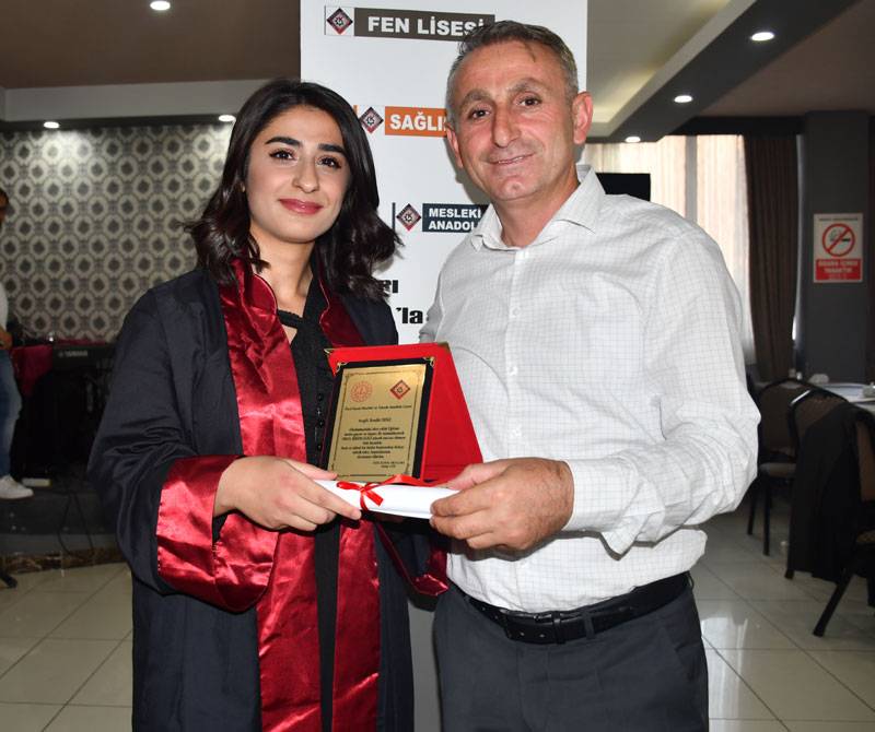 Kural Okulları’ndan görkemli mezuniyet töreni 1