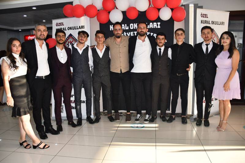 Kural Okulları’ndan görkemli mezuniyet töreni 10