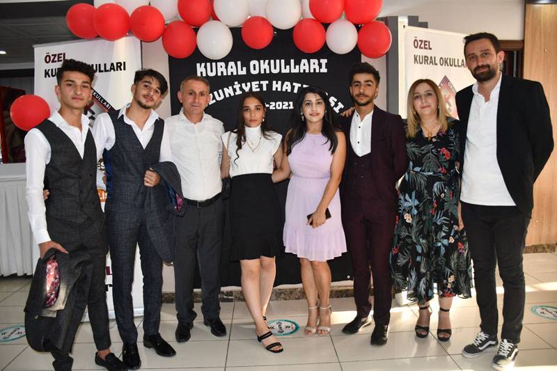 Kural Okulları’ndan görkemli mezuniyet töreni 11