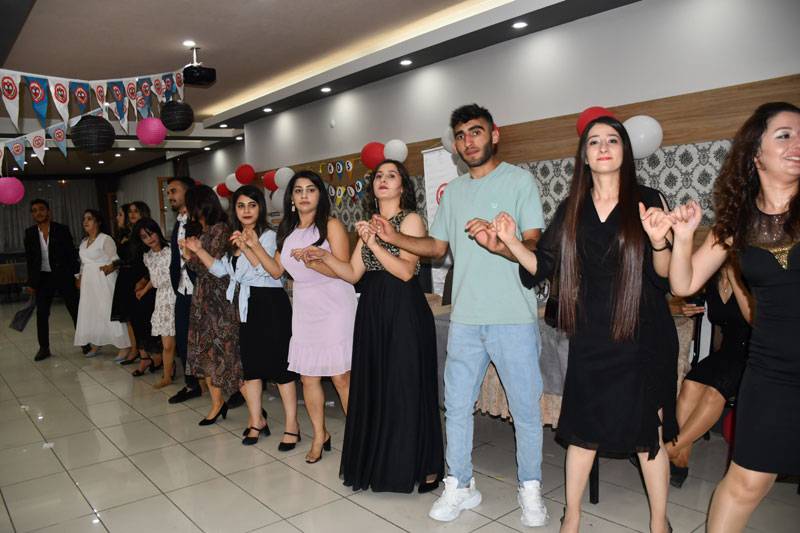 Kural Okulları’ndan görkemli mezuniyet töreni 27