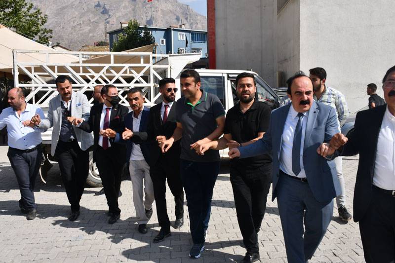 Atlı Ailesinin mutlu günü 23