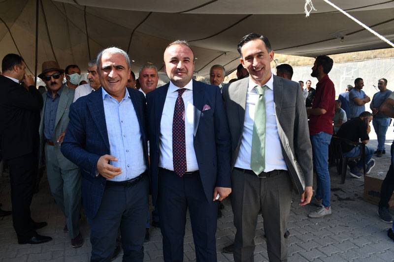 Atlı Ailesinin mutlu günü 25