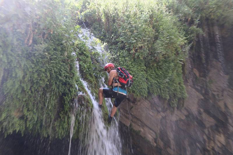 Kaval Şelalesinde Canyoning yaptılar 11