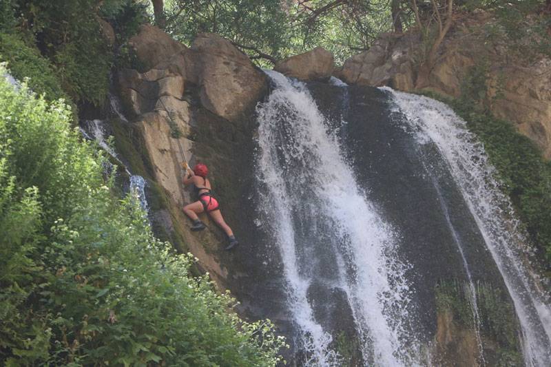 Kaval Şelalesinde Canyoning yaptılar 4