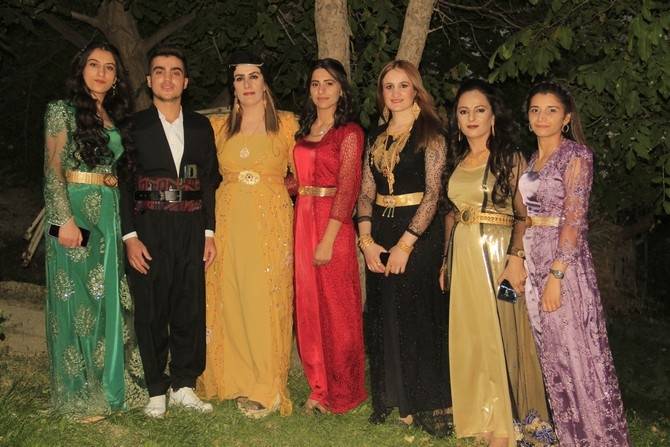 Hakkari'de görkemli aşiret düğünü 13