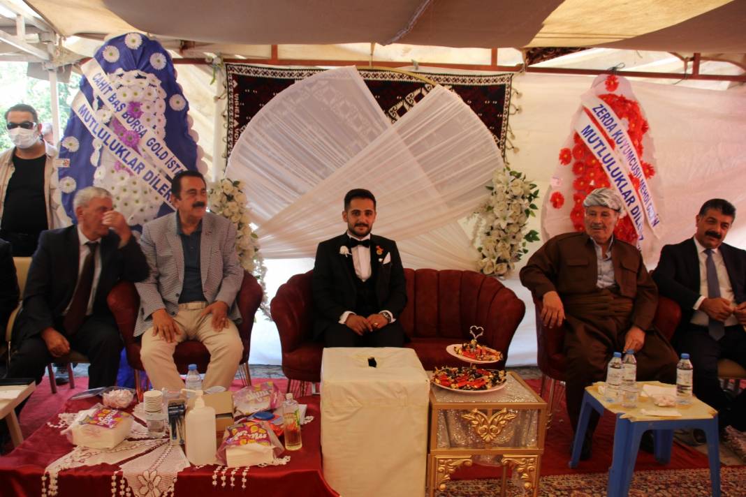 Hakkari'de görkemli aşiret düğünü 6