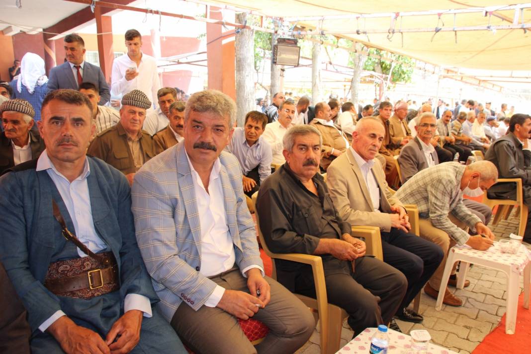 Hakkari'de görkemli aşiret düğünü 9