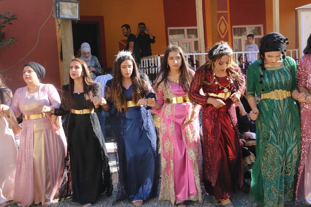 Ermağan ailesinin mutlu günü 28