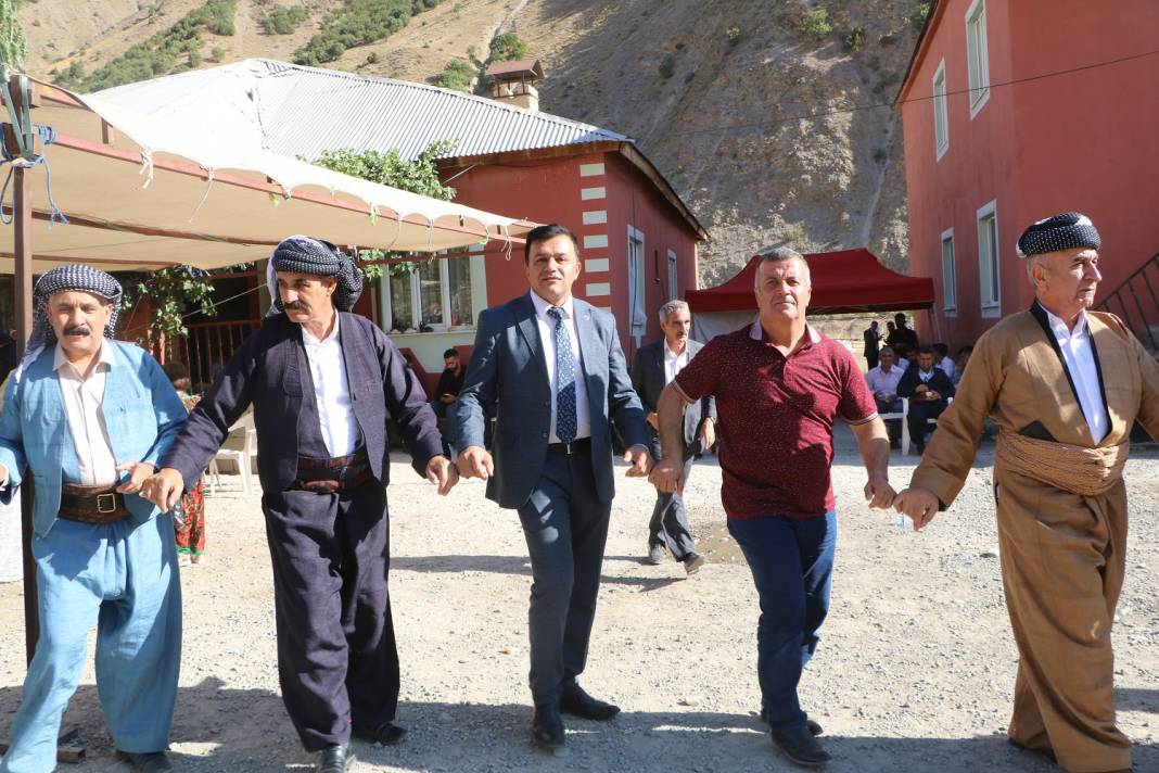 Ermağan ailesinin mutlu günü 5