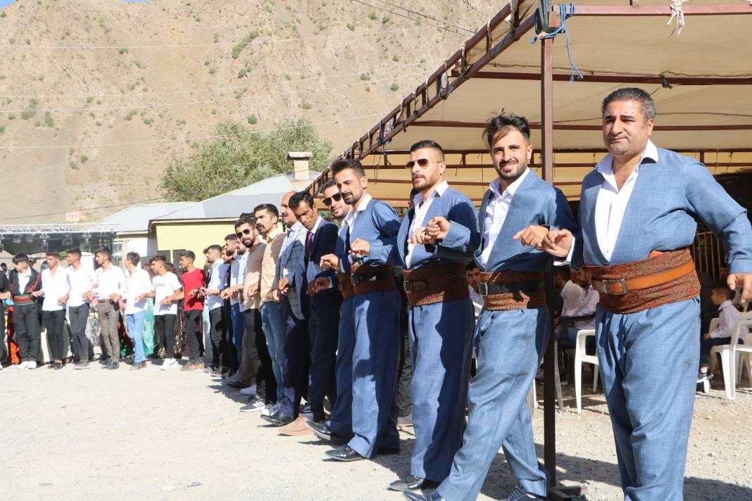 Ermağan ailesinin mutlu günü 7