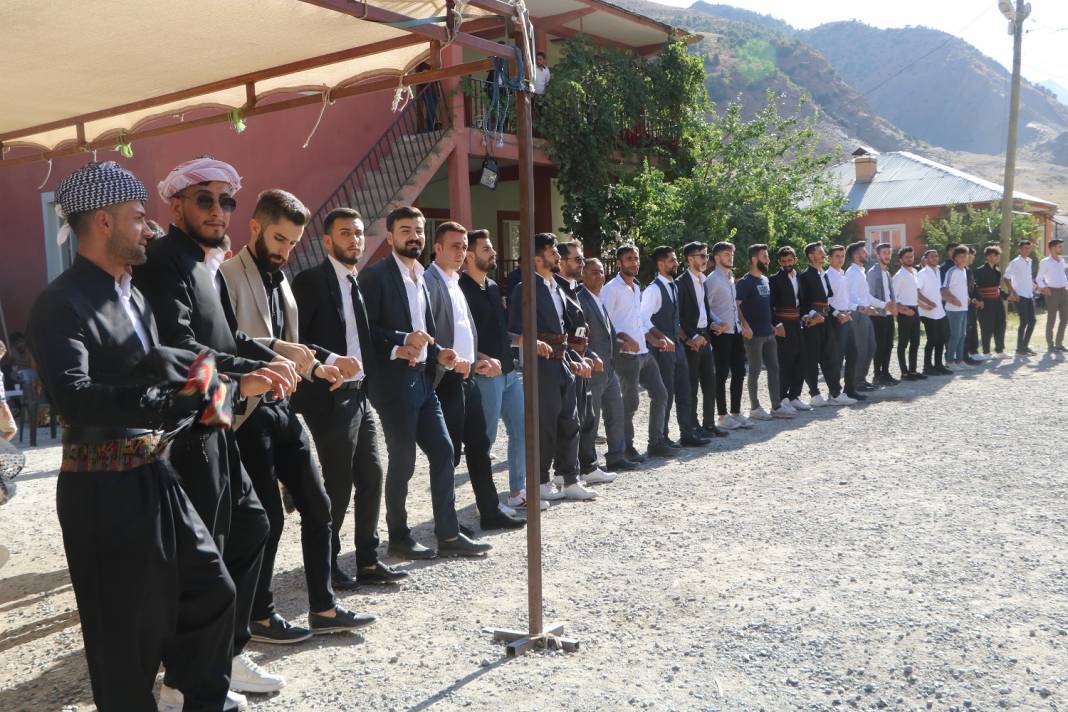 Ermağan ailesinin mutlu günü 8