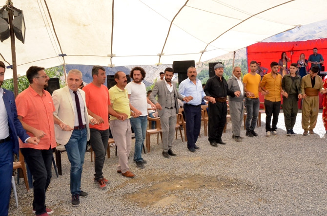 Seven ailesinin mutlu günü 10