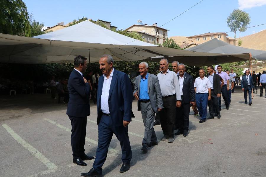 Cole Ailesinden Görkemli Düğün 18