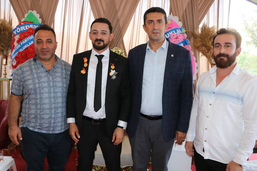 Gür Ailesinden Görkemli Düğün 22