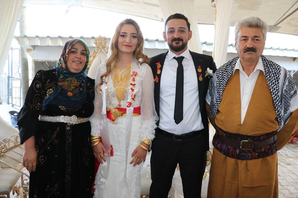 Gür Ailesinden Görkemli Düğün 24