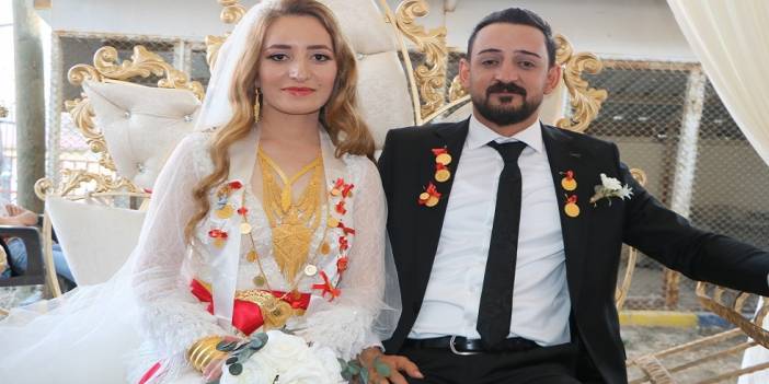 Gür Ailesinden Görkemli Düğün