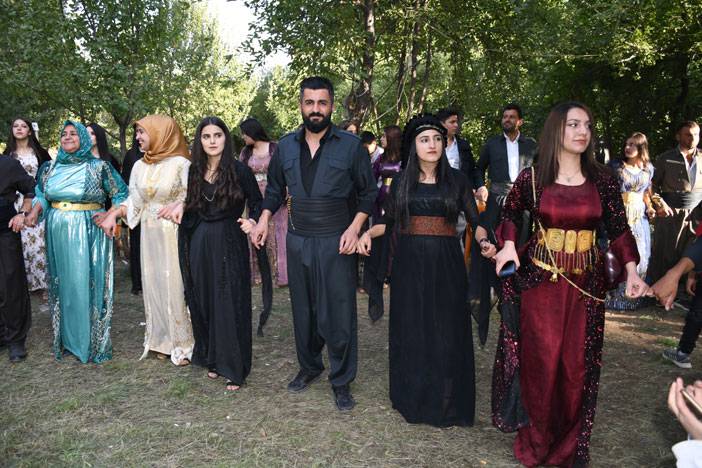 Ediş Ailesinin Mutlu günü 20