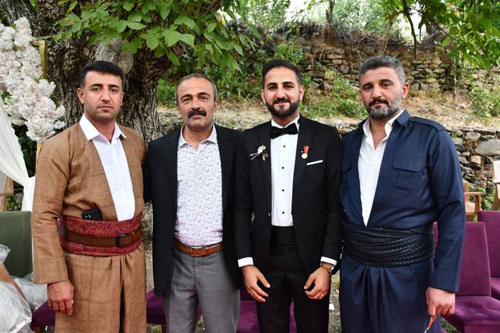 Ediş Ailesinin Mutlu günü 26