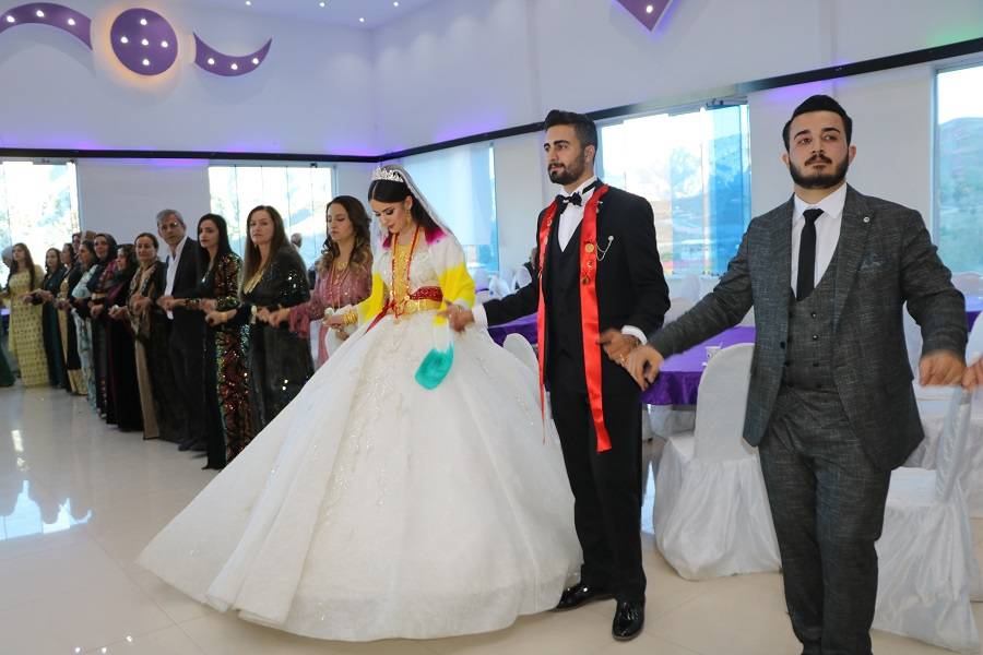 Duran Ailesinin mutlu günü 10