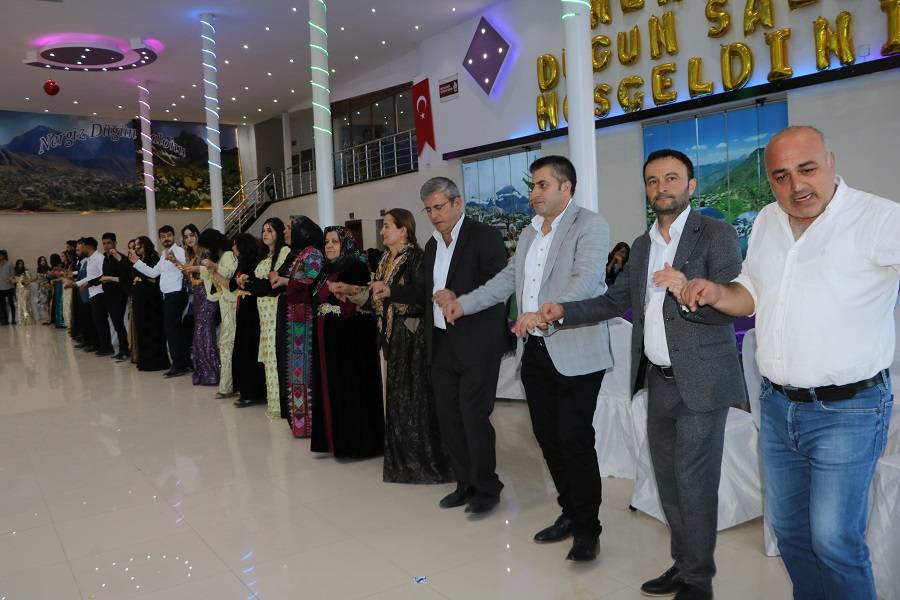 Duran Ailesinin mutlu günü 20