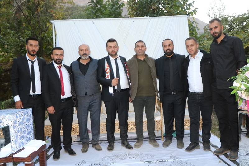 Çiftçi ailesinde görkemli düğüné 133