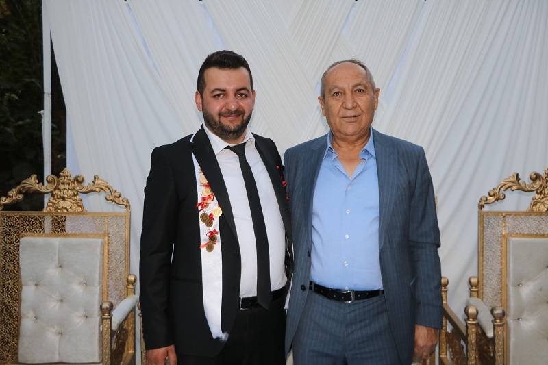 Çiftçi ailesinde görkemli düğüné 139