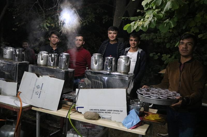 Çiftçi ailesinde görkemli düğüné 19