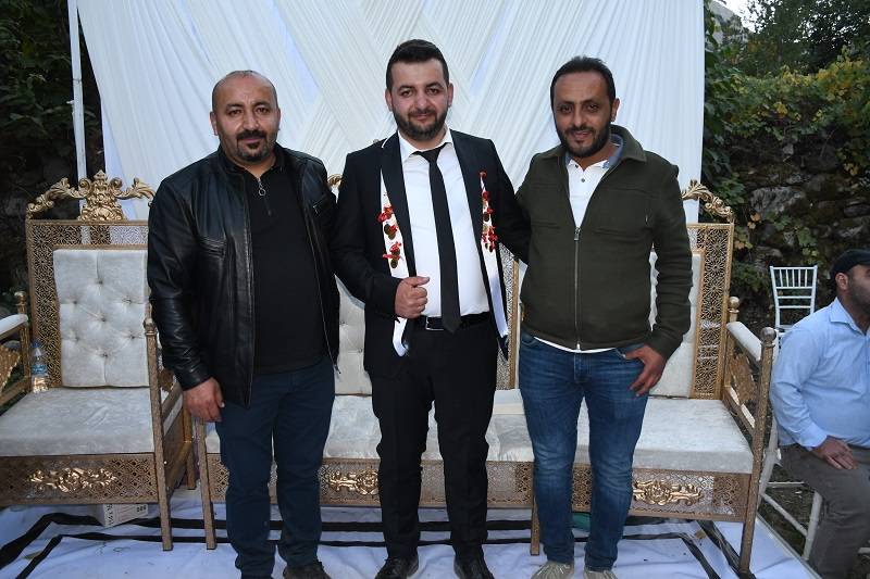 Çiftçi ailesinde görkemli düğüné 248