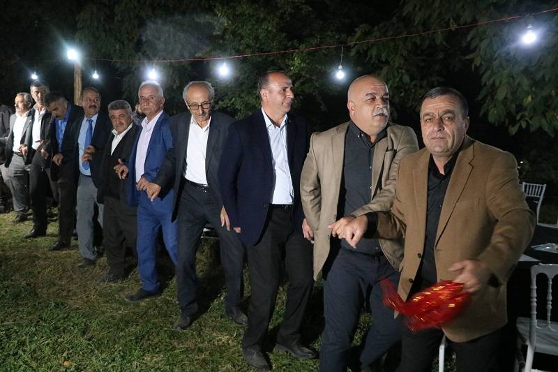 Çiftçi ailesinde görkemli düğüné 28