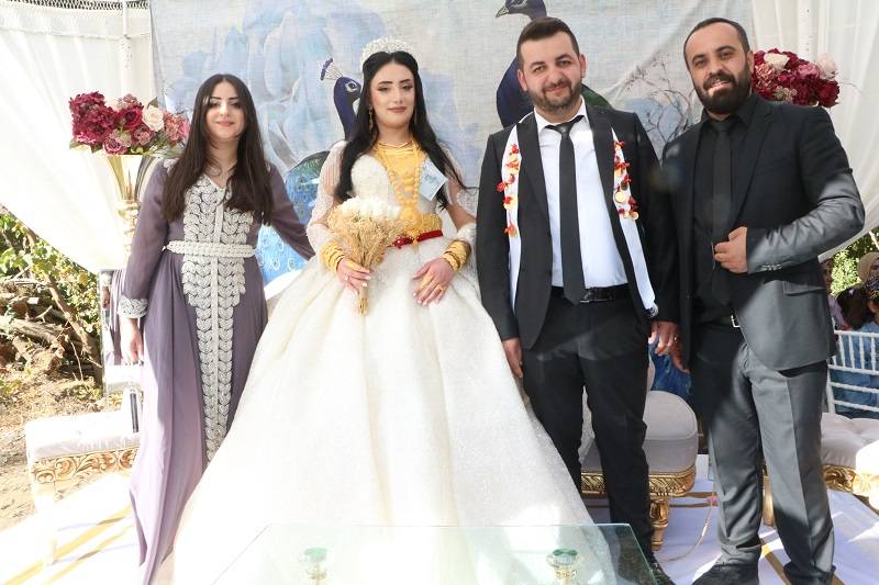 Çiftçi ailesinde görkemli düğüné 7