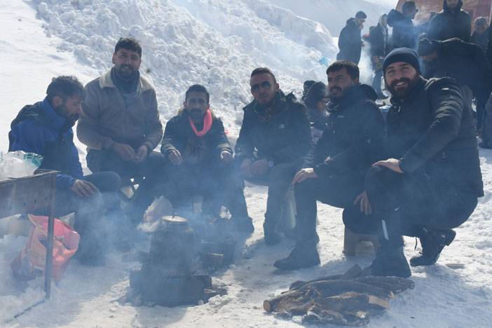 Hakkari'deki '4'üncü Kar Festivali'nde Anadolu Ateşi gösterisi 17