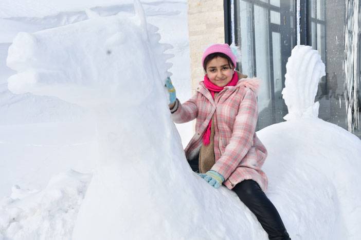 Hakkari'deki '4'üncü Kar Festivali'nde Anadolu Ateşi gösterisi 21