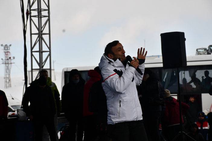 Hakkari'deki '4'üncü Kar Festivali'nde Anadolu Ateşi gösterisi 33