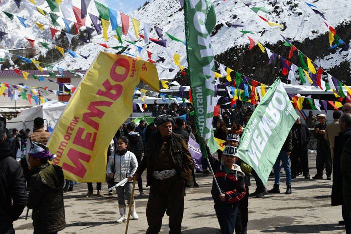 Hakkari'de Newroz coşku ile kutlandı 1