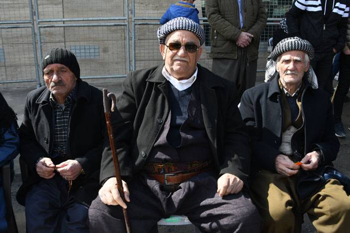 Hakkari'de Newroz coşku ile kutlandı 19