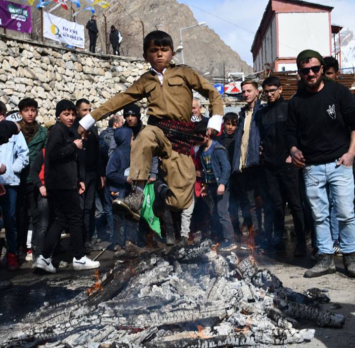 Hakkari'de Newroz coşku ile kutlandı 7
