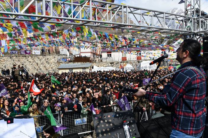 Hakkari'de Newroz coşku ile kutlandı 9