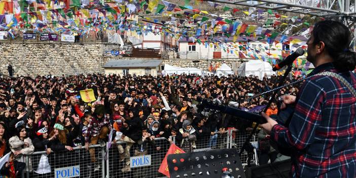 Hakkari'de Newroz coşku ile kutlandı