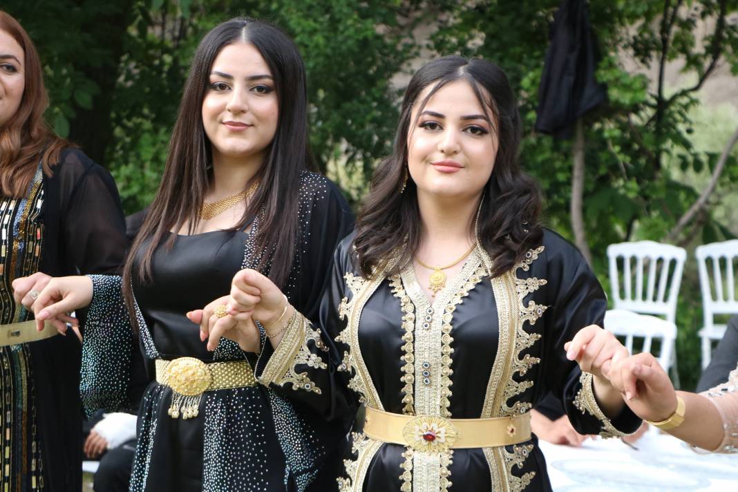 Hakkari'yi buluşturan düğün! 11