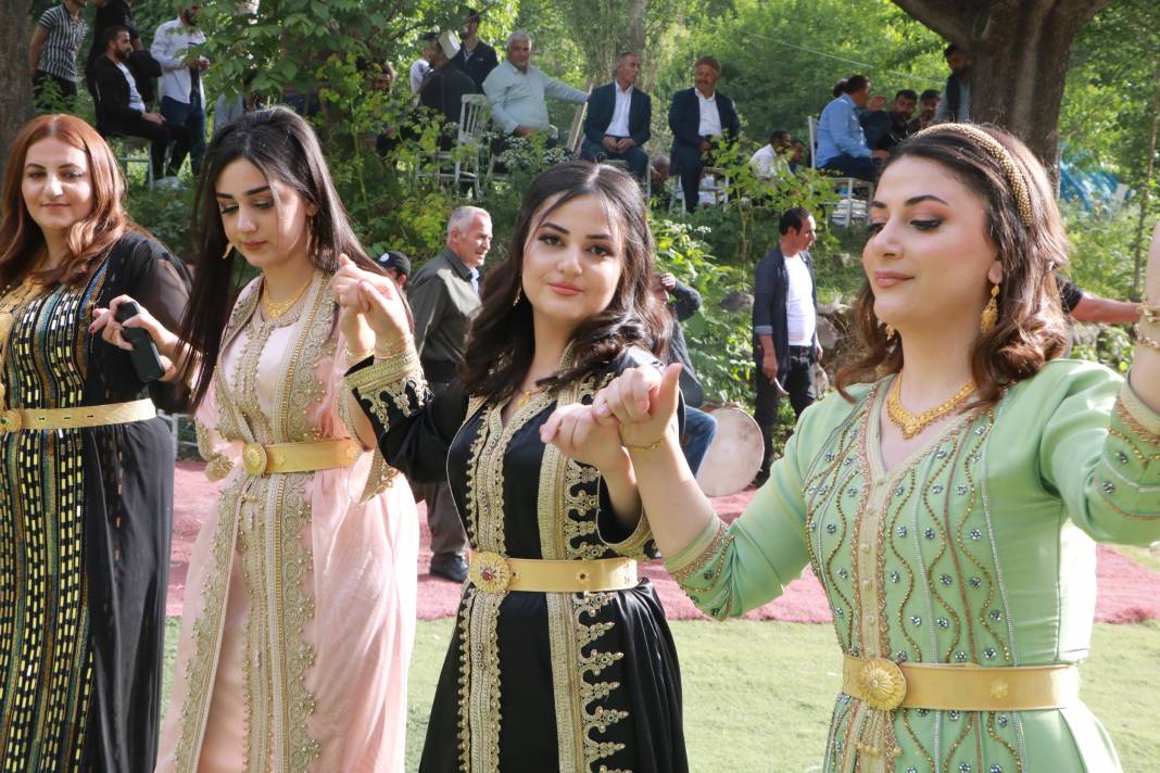 Hakkari'yi buluşturan düğün! 16