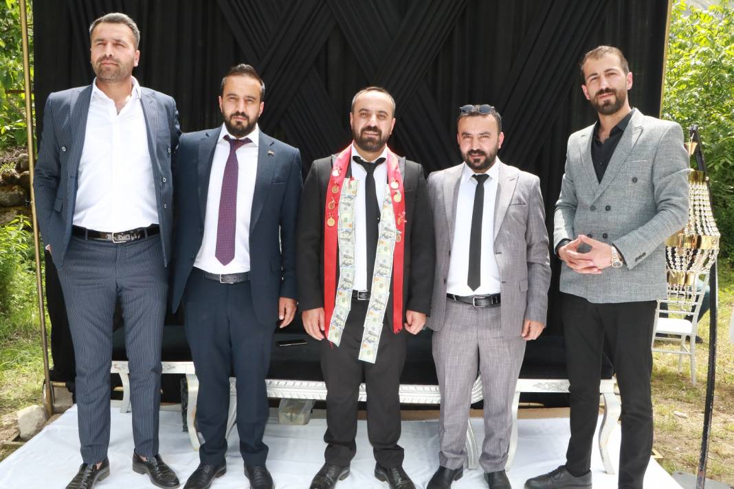 Hakkari'yi buluşturan düğün! 28