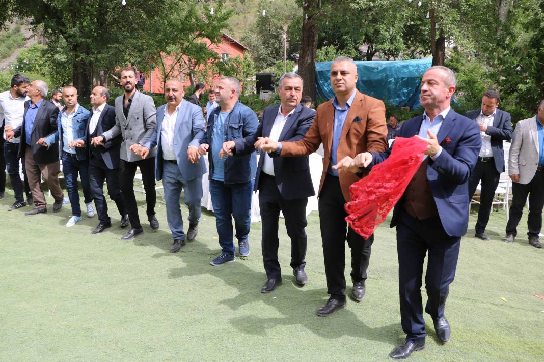 Hakkari'yi buluşturan düğün! 34