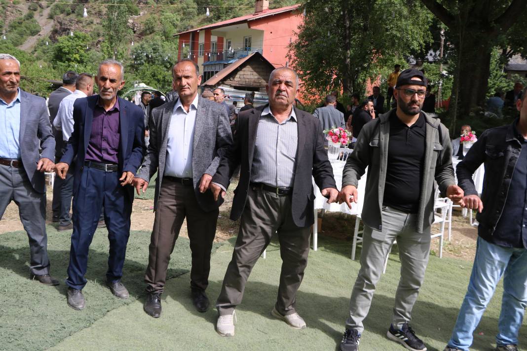 Hakkari'yi buluşturan düğün! 39