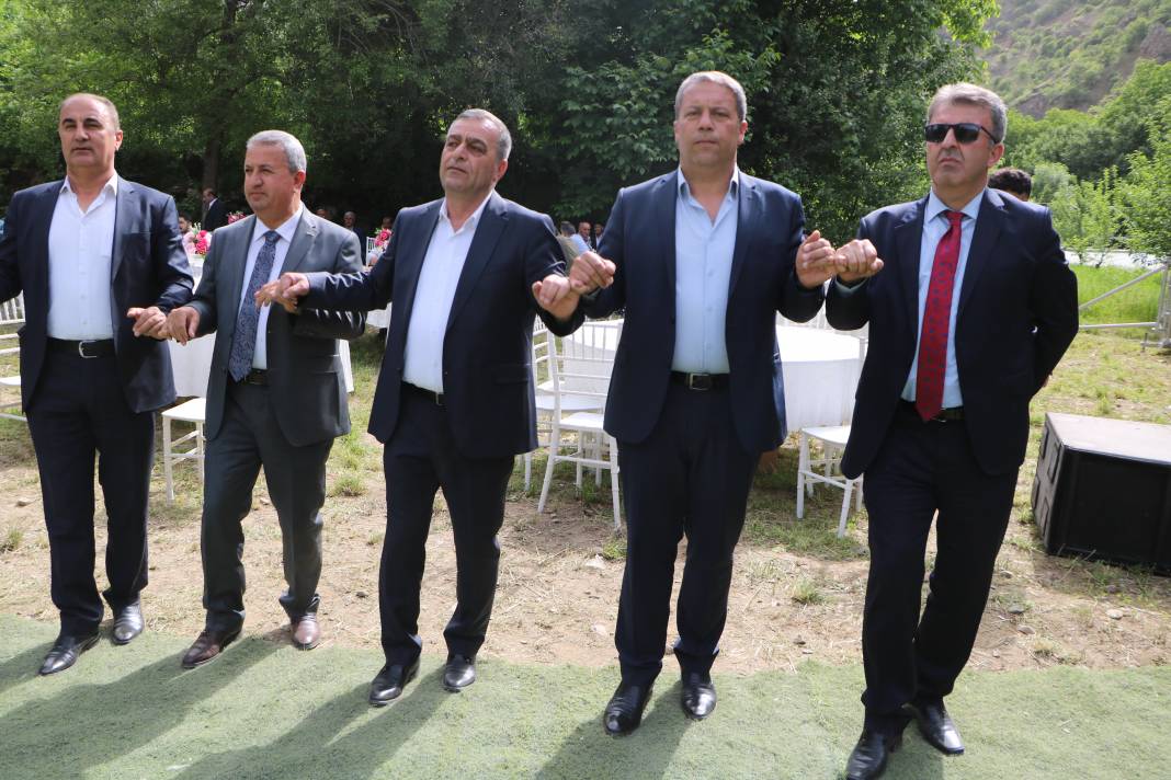Hakkari'yi buluşturan düğün! 42