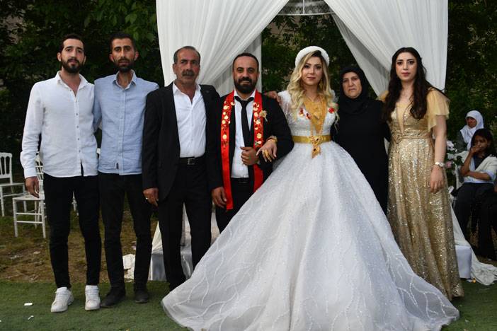 Hakkari'yi buluşturan düğün! 52