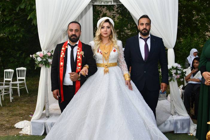 Hakkari'yi buluşturan düğün! 56