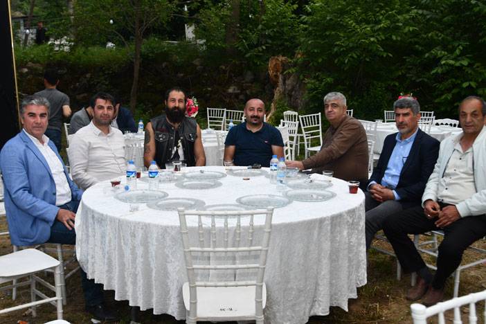 Hakkari'yi buluşturan düğün! 64