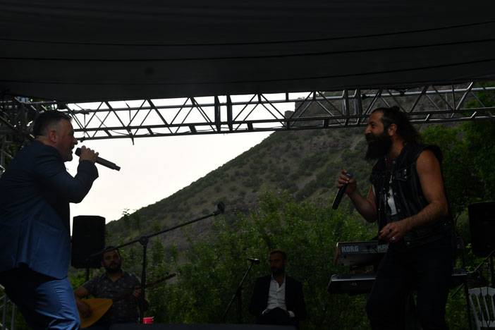 Hakkari'yi buluşturan düğün! 68