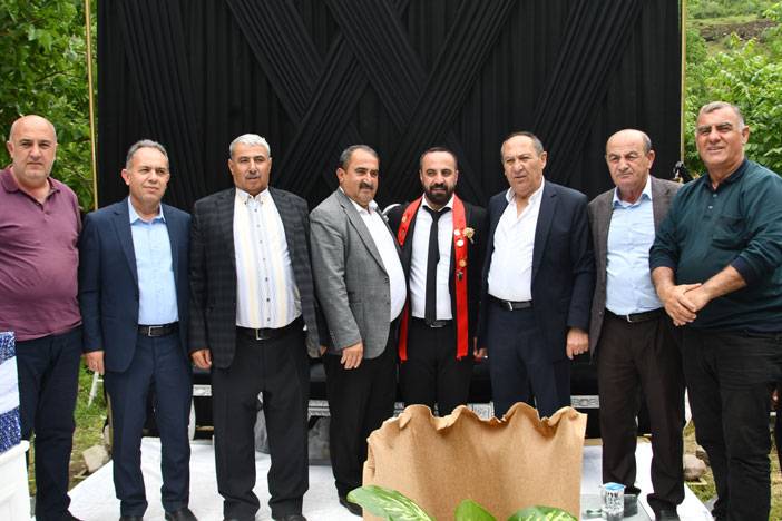 Hakkari'yi buluşturan düğün! 96