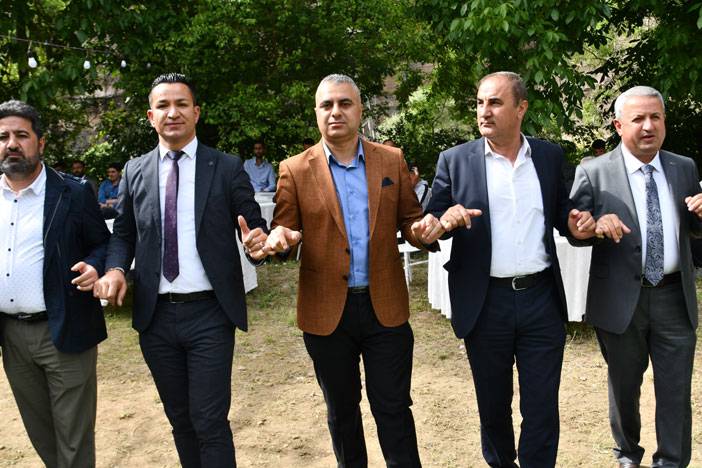 Hakkari'yi buluşturan düğün! 98